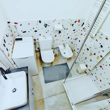 דירה Dannia House בראשוב