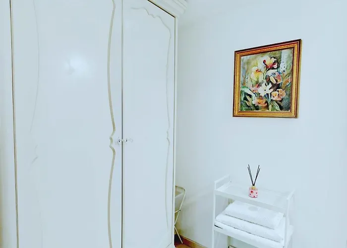 Dannia House דירה *