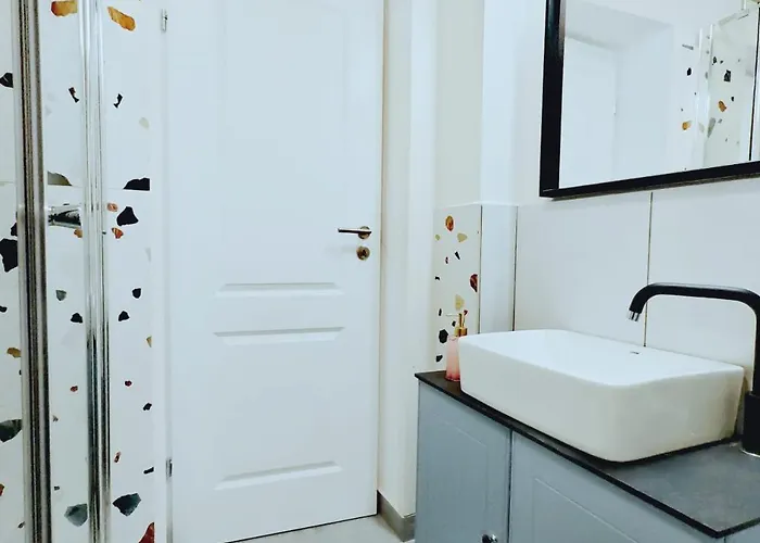 Dannia House בראשוב